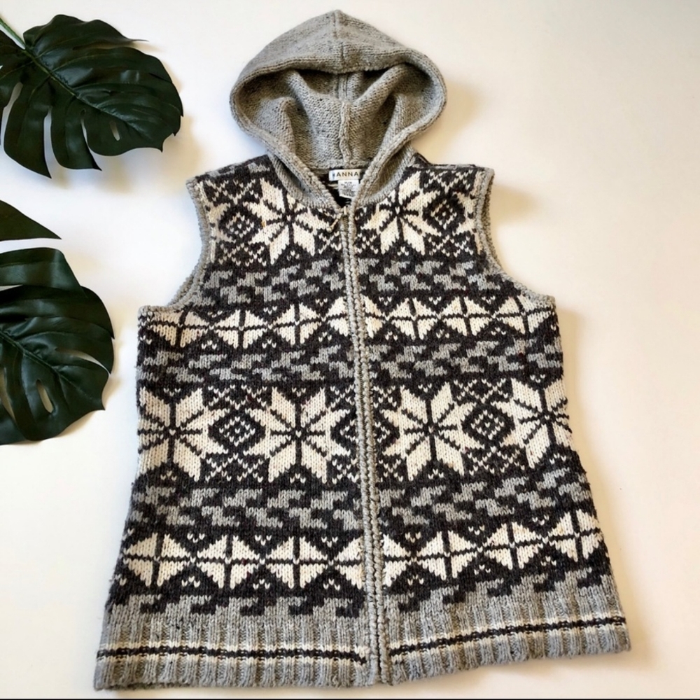 Hannah wool blend icelandic Nordic zipped vest